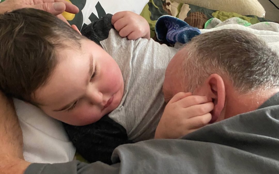 Liam Salmon, cinq ans, a perdu sa bataille après un an de combat contre une tumeur cérébrale pédiatrique le soir du Nouvel An.